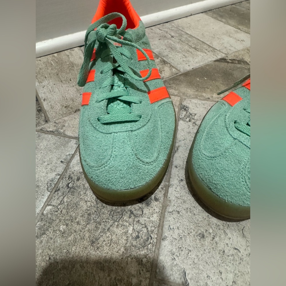 adidas Green Suede Sneakers with Bright Orange Stripes - Picture 4 of 16